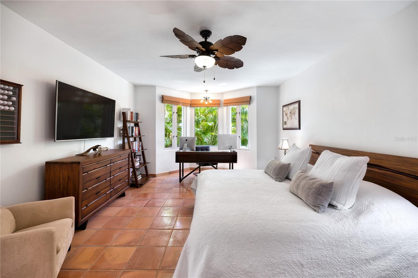 DORADO BEACH - Residential