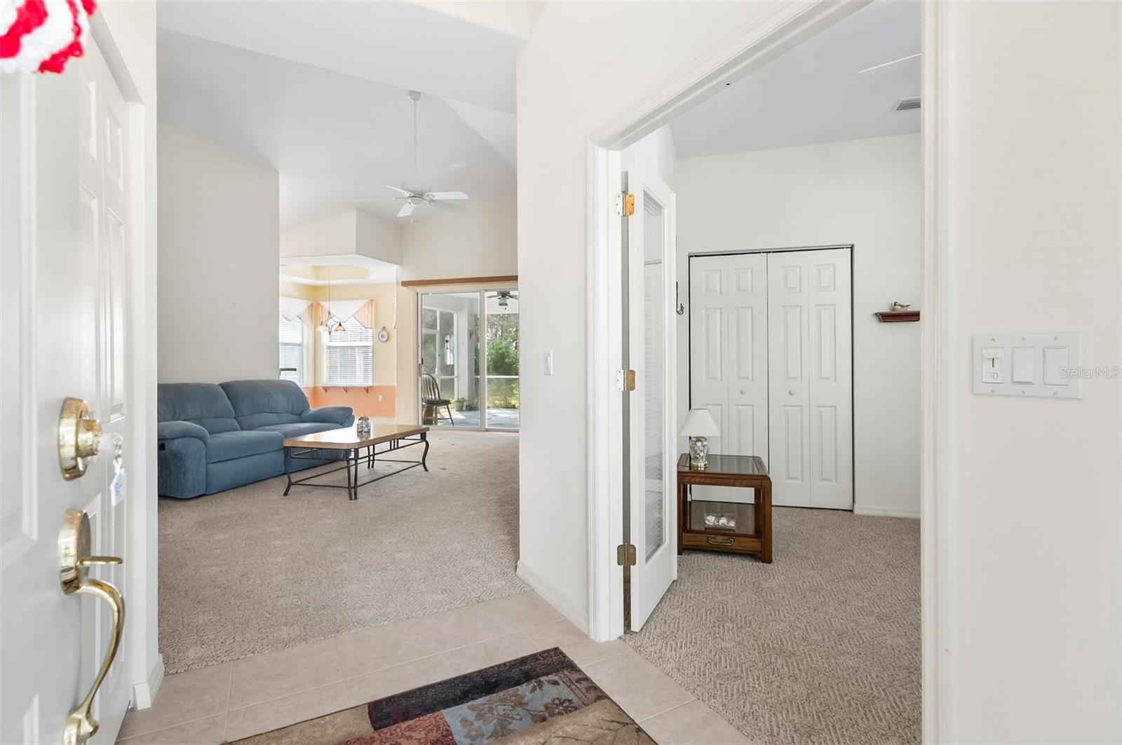 8 CROSSTIE COURT