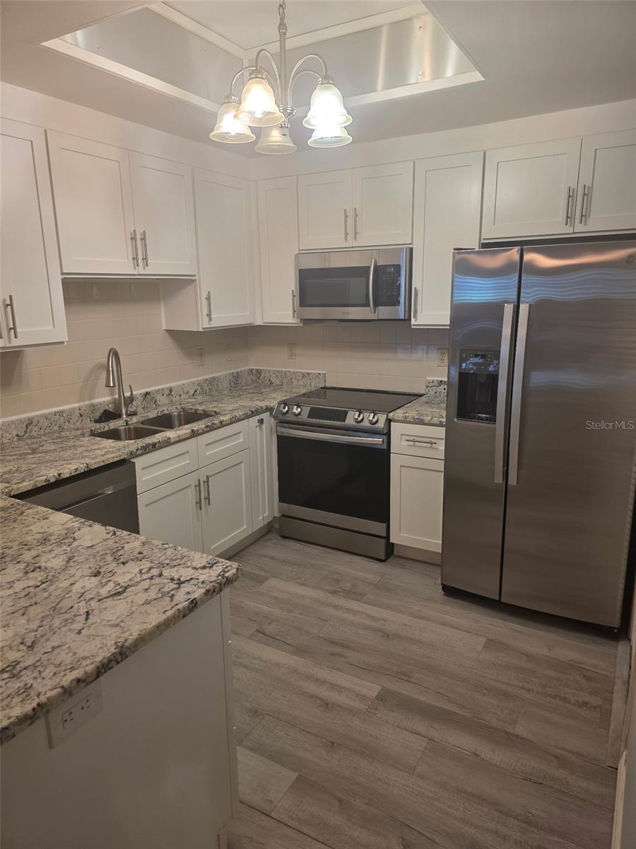 8350 SAVANNAH TRACE CIRCLE 102