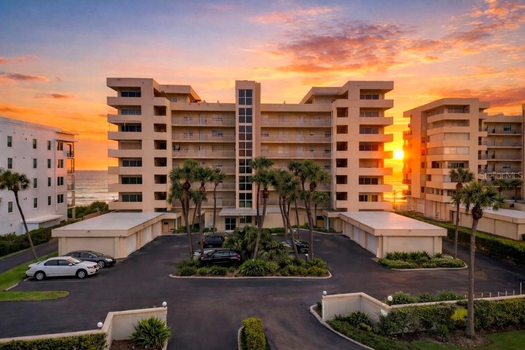 OCEAN SANDS NORTH CONDO - Residential