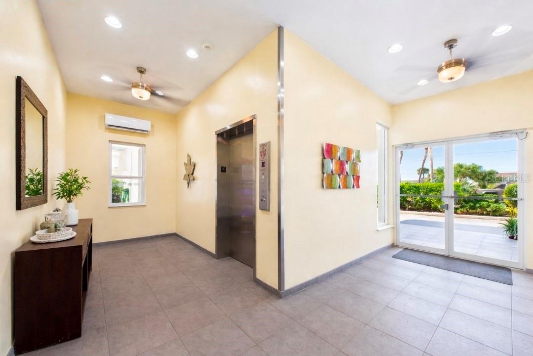 OCEAN SANDS NORTH CONDO - Residential