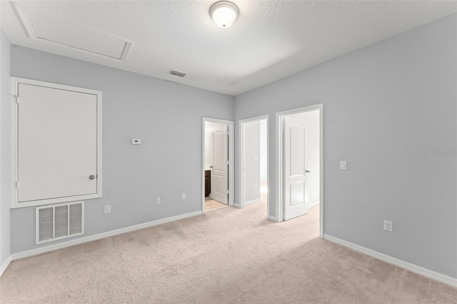 TOWNS AT WHITE CEDAR - Residential