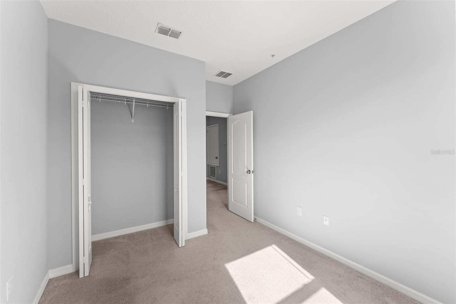 TOWNS AT WHITE CEDAR - Residential