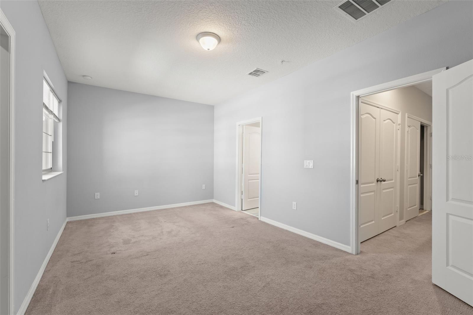 TOWNS AT WHITE CEDAR - Residential