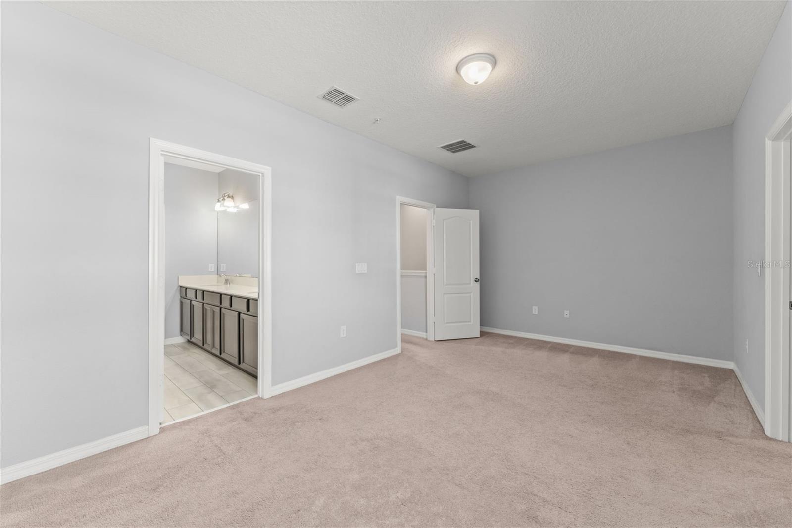 TOWNS AT WHITE CEDAR - Residential