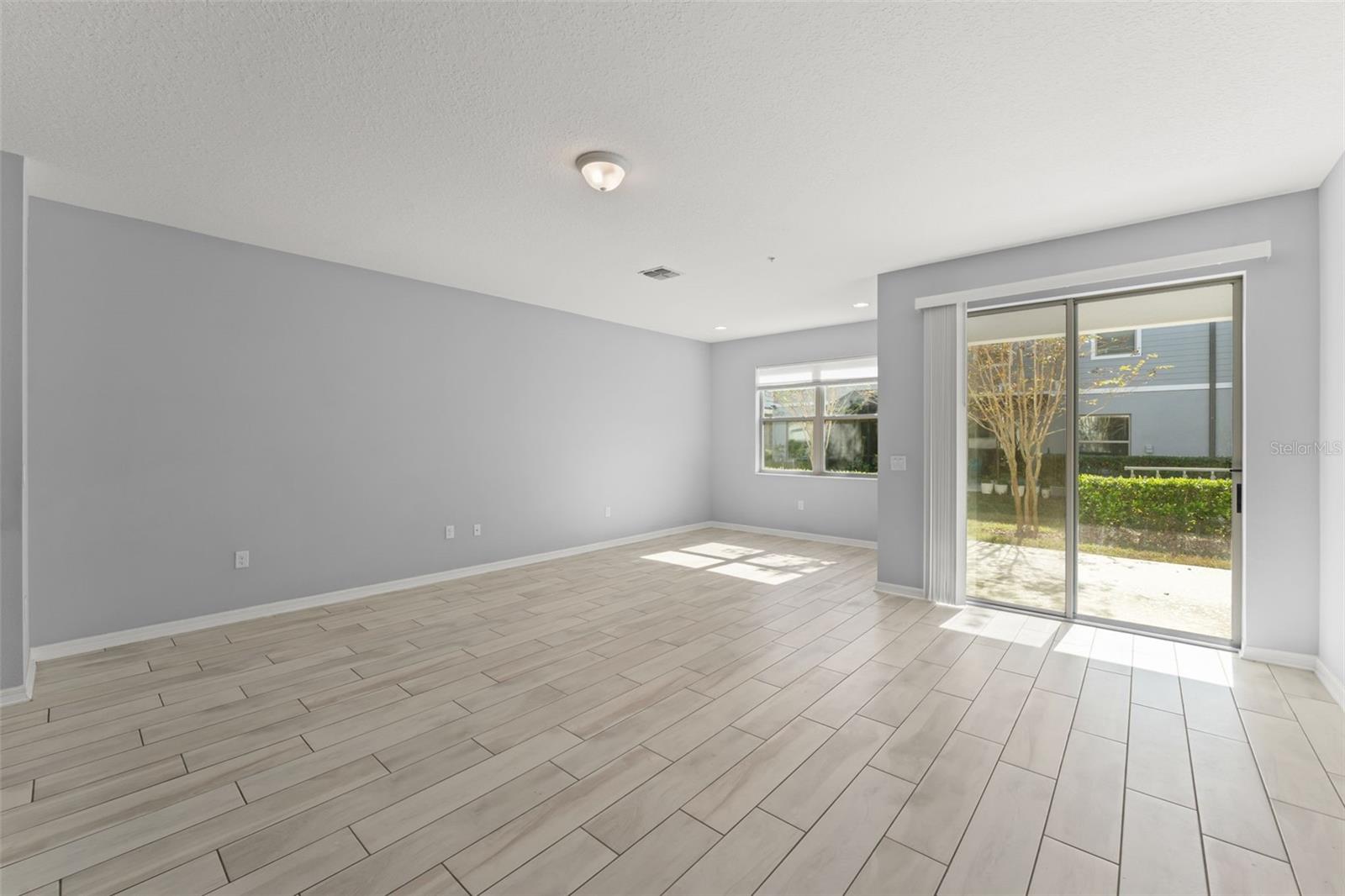 TOWNS AT WHITE CEDAR - Residential