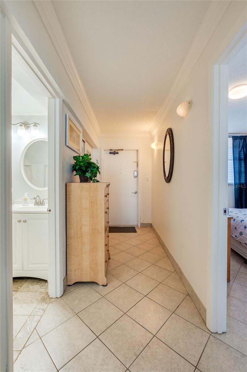 HAWAIIAN INN LC - Residential