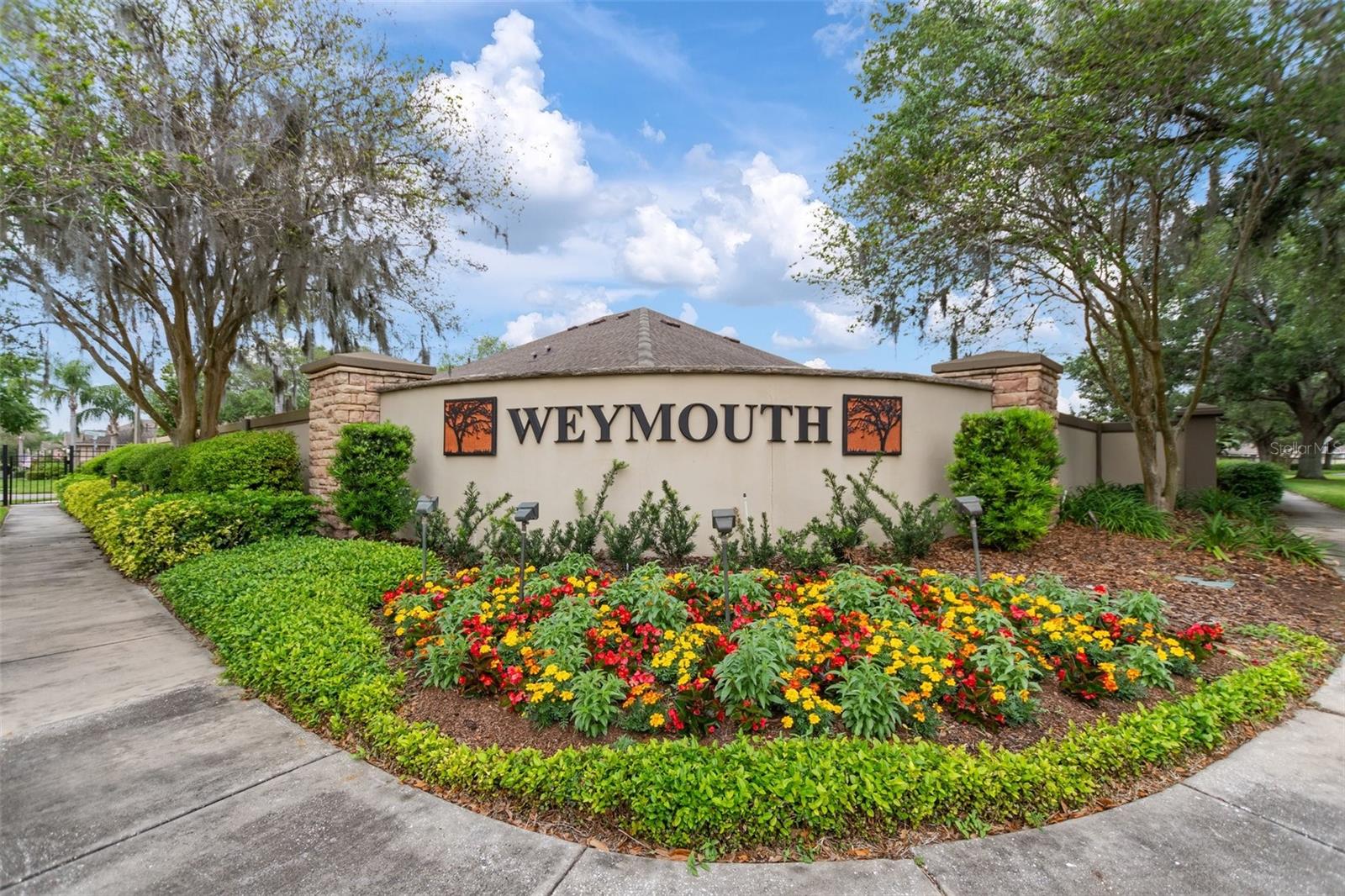 19204 WEYMOUTH DRIVE