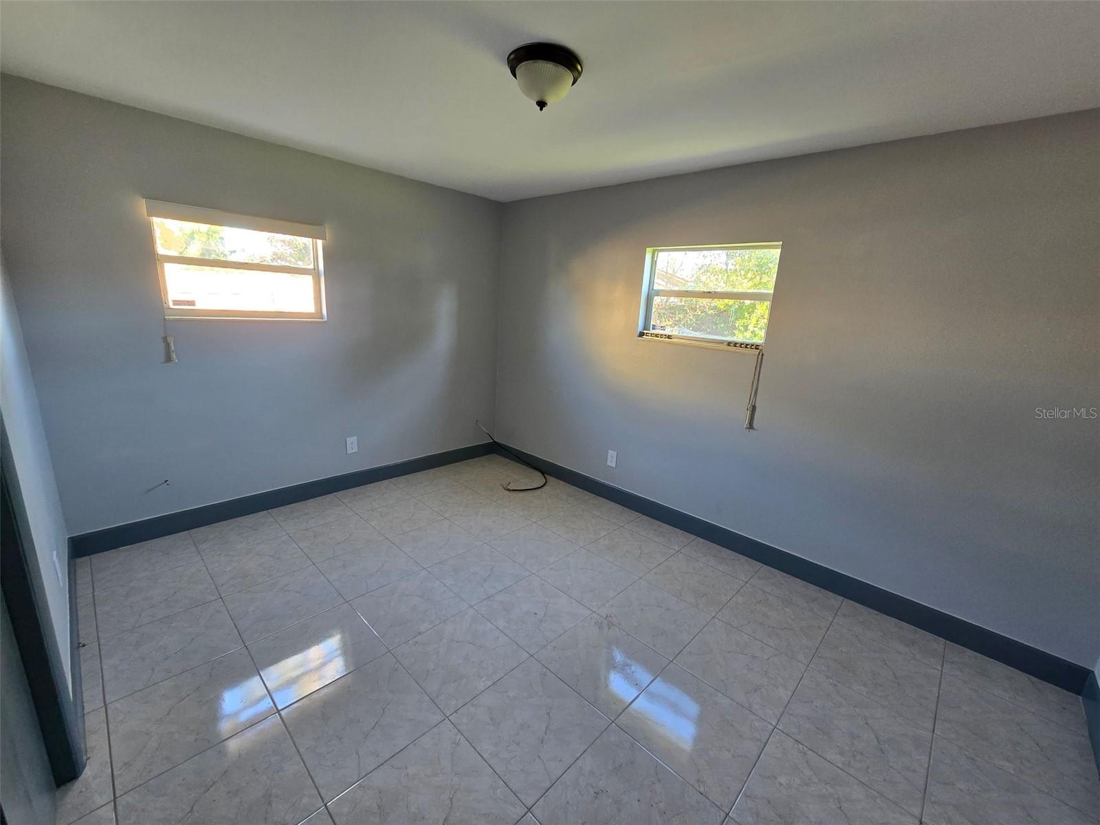 BAY CREST PARK UNIT 01 - Residential