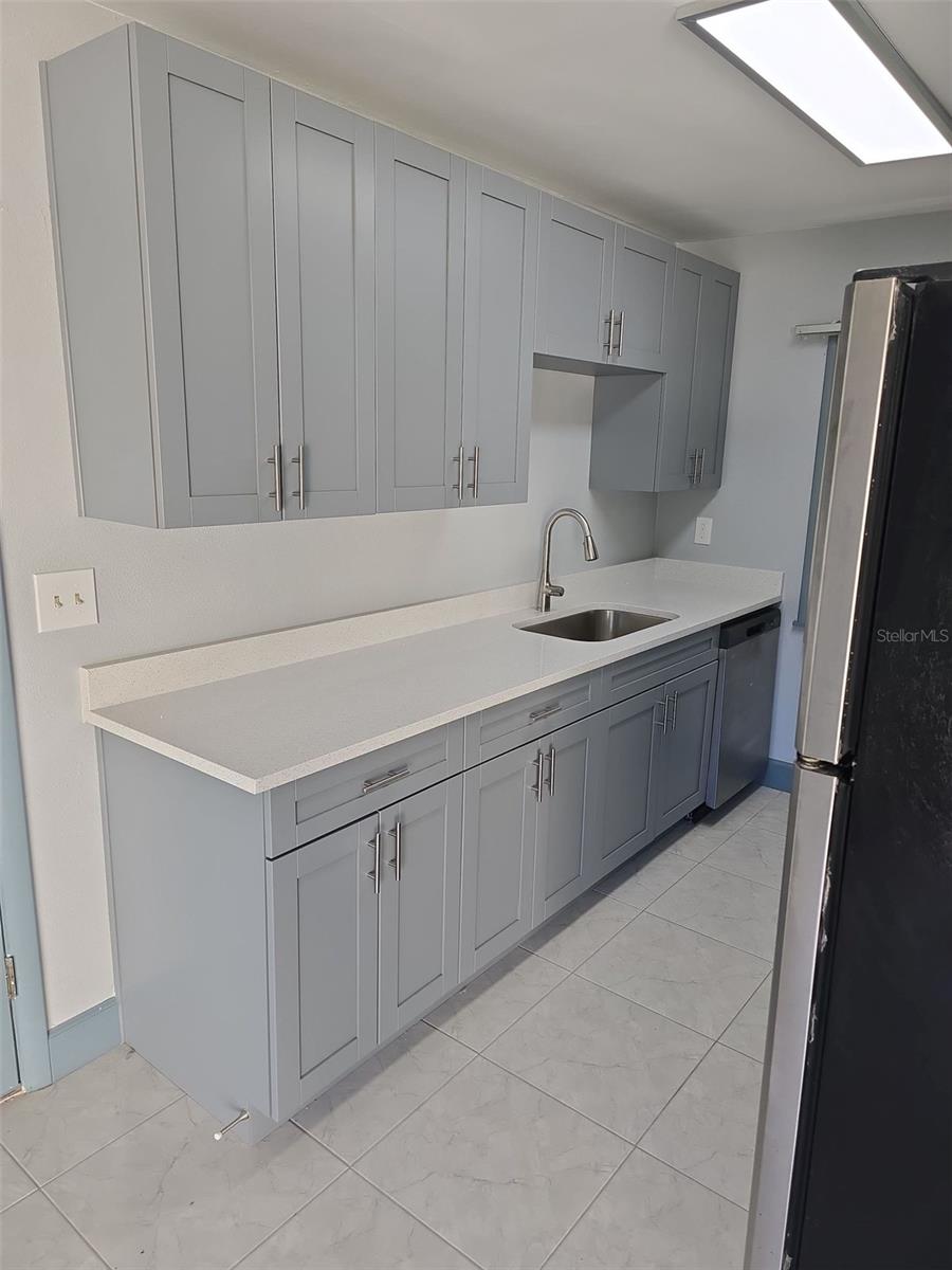 BAY CREST PARK UNIT 01 - Residential