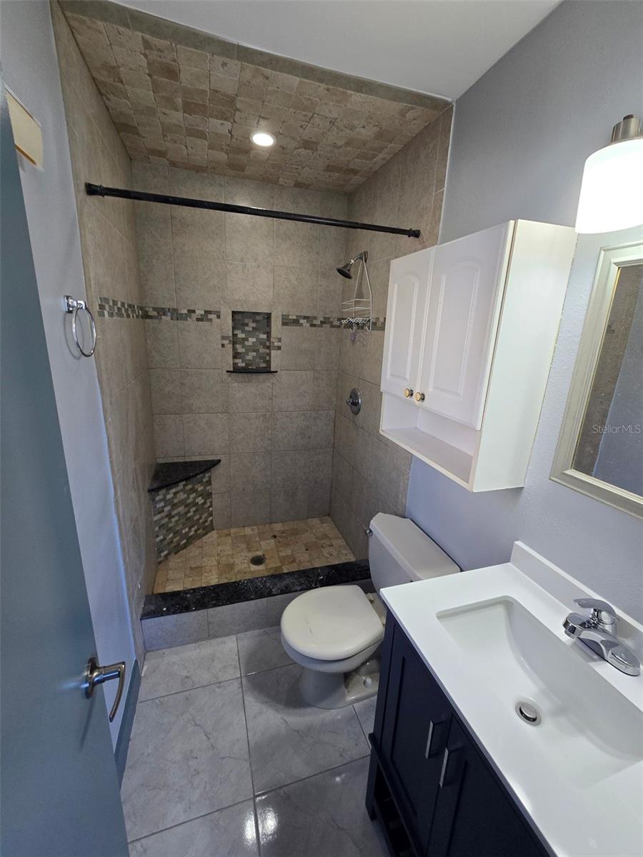 BAY CREST PARK UNIT 01 - Residential