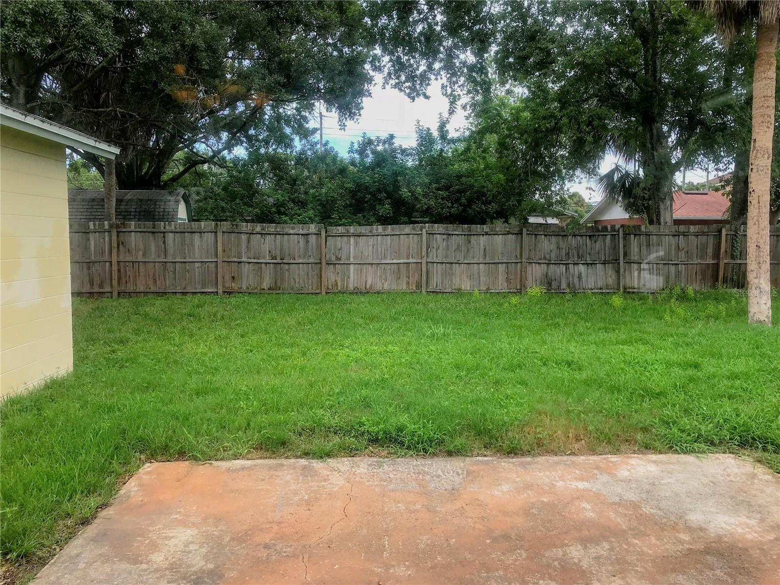 BAY CREST PARK UNIT 01 - Residential