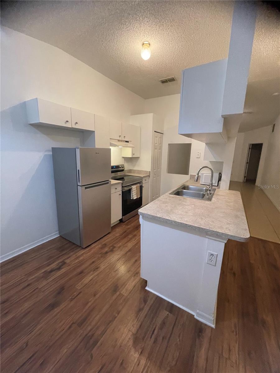 LAKE MARIE ESTATES 02 REP - Residential Income