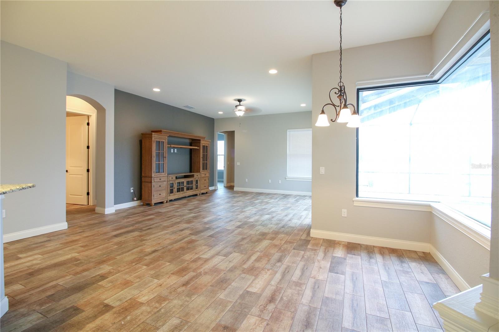 VILLAGE SPIRIT LAKE ADD - Residential Lease