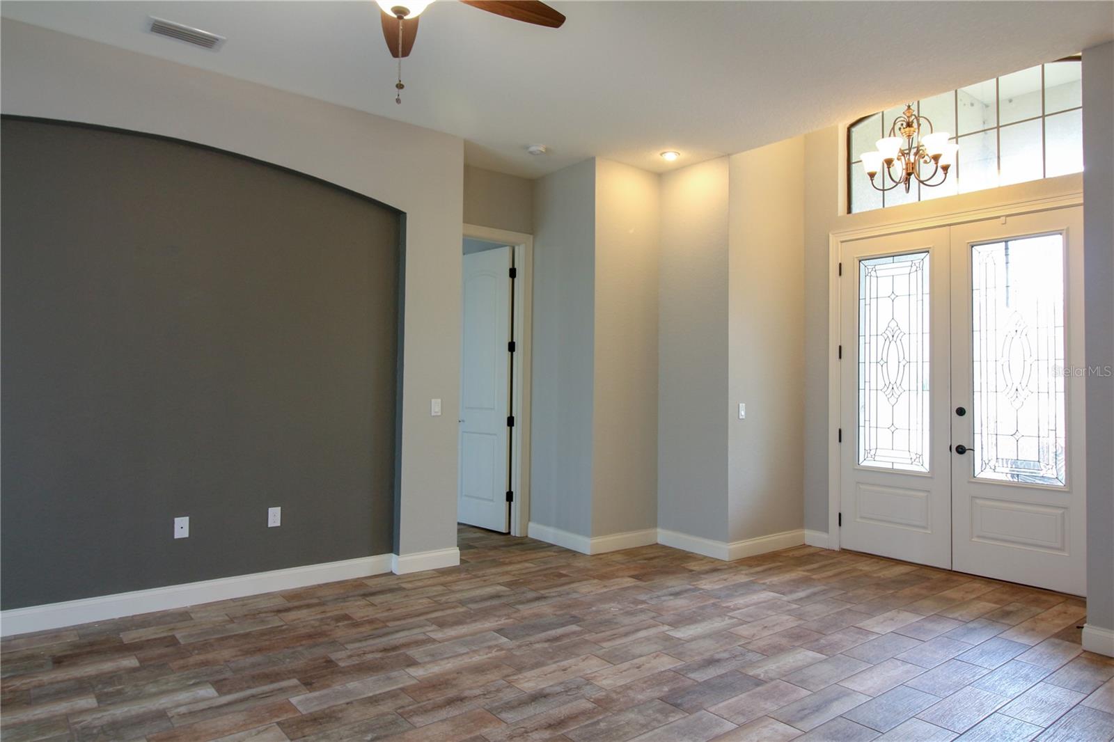 VILLAGE SPIRIT LAKE ADD - Residential Lease