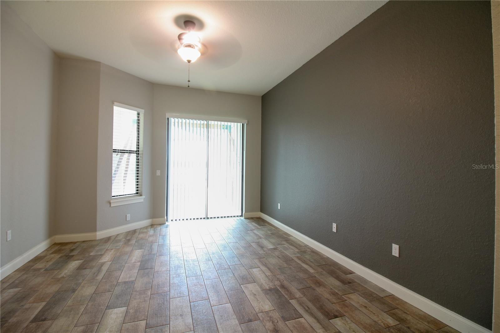 VILLAGE SPIRIT LAKE ADD - Residential Lease