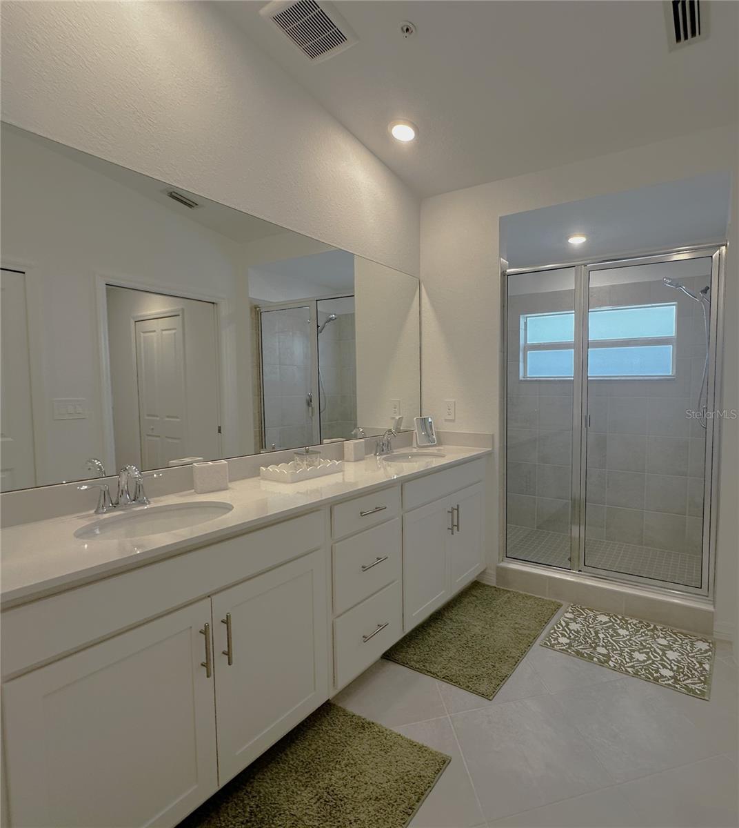 HERITAGE LANDING GOLF & COUNTRY CLUB - Residential Lease