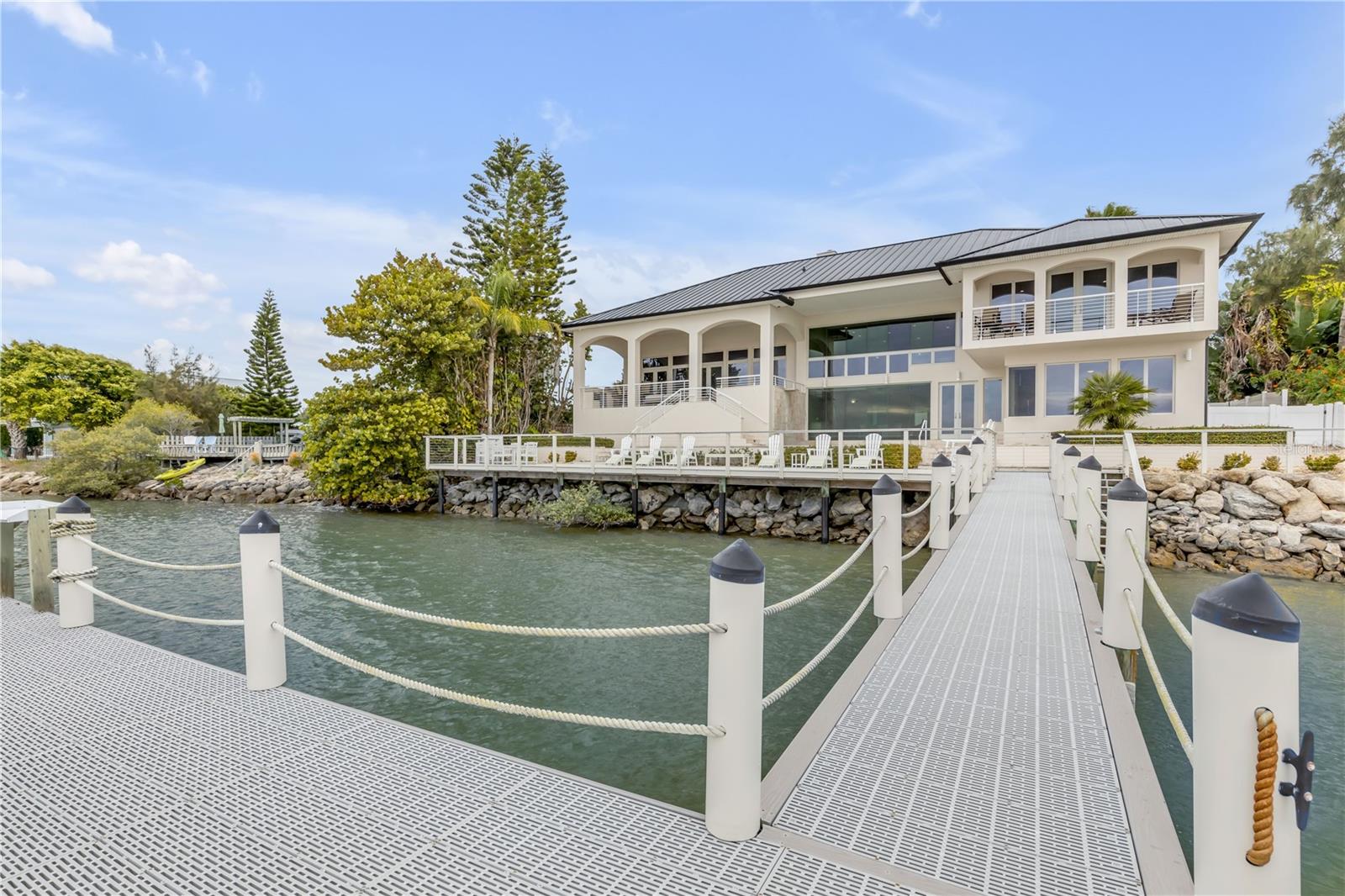 ORLANDO BEACH - Residential