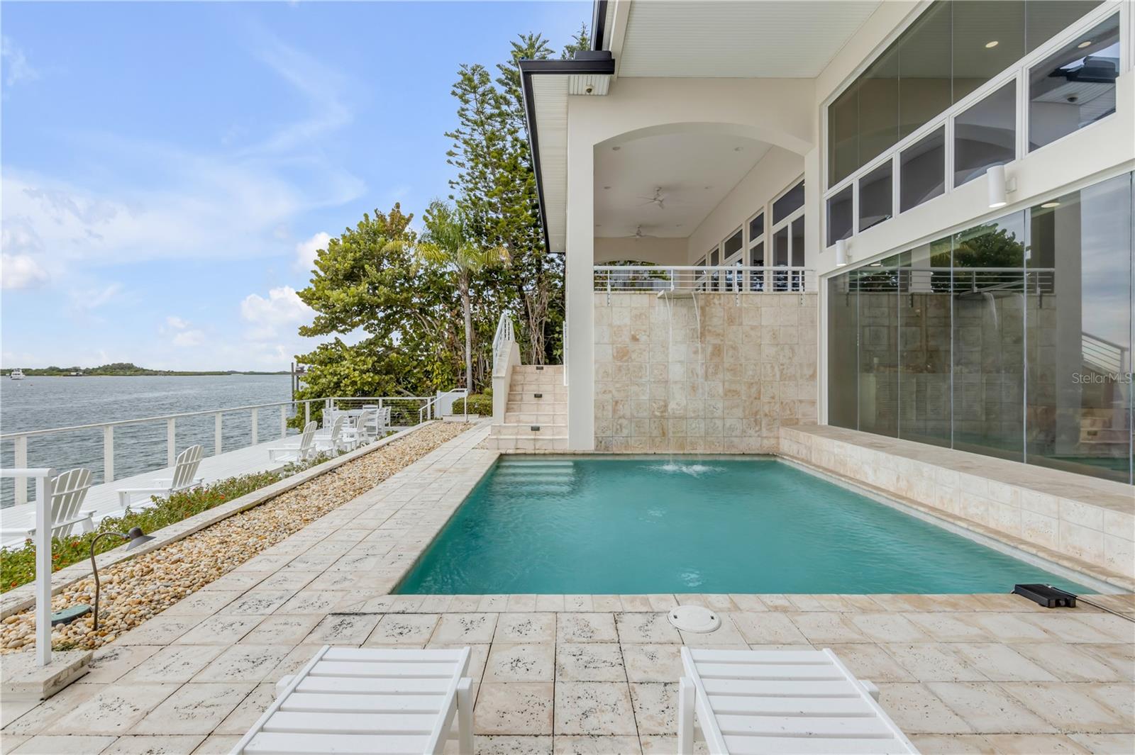 ORLANDO BEACH - Residential