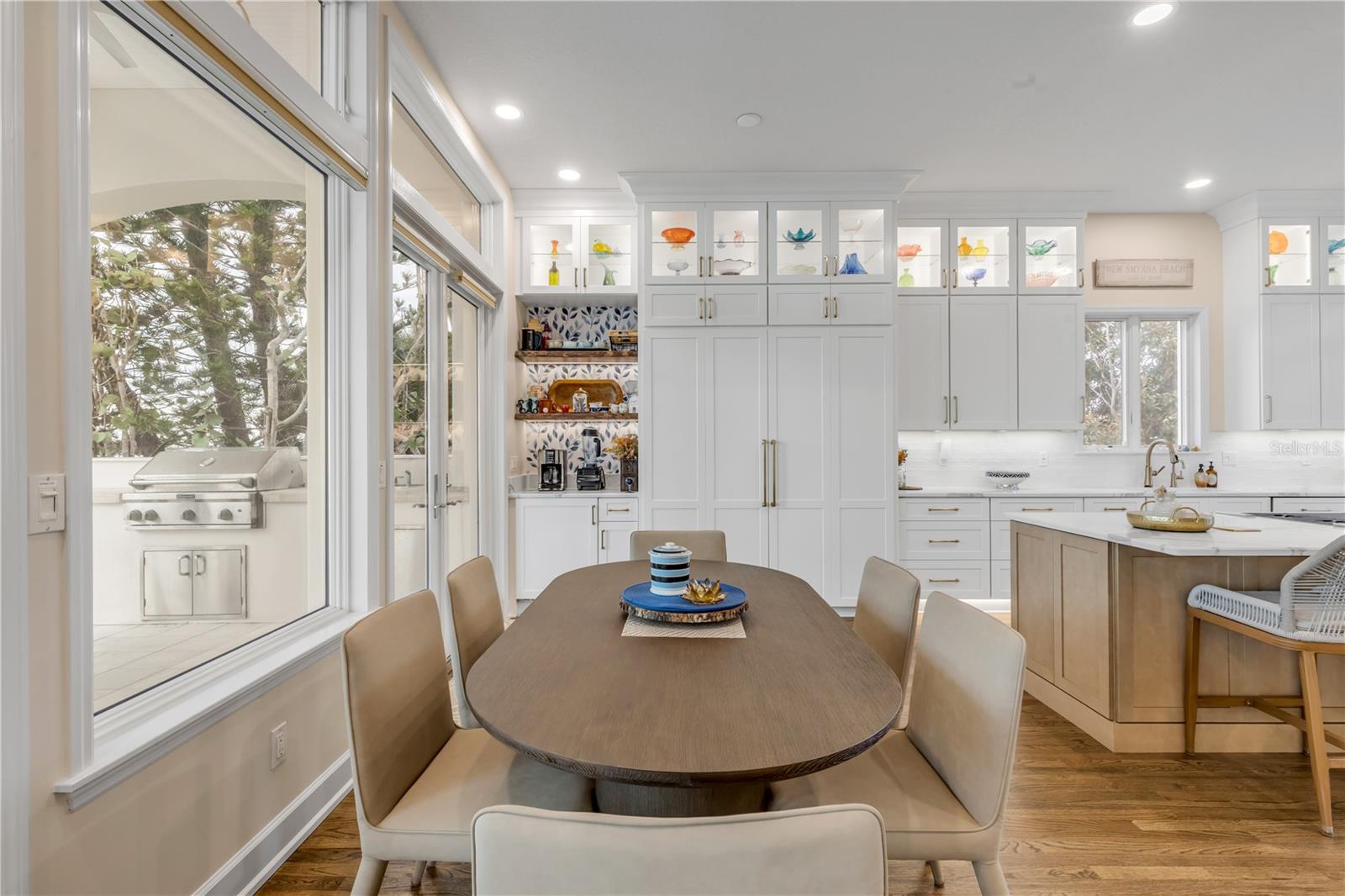 ORLANDO BEACH - Residential