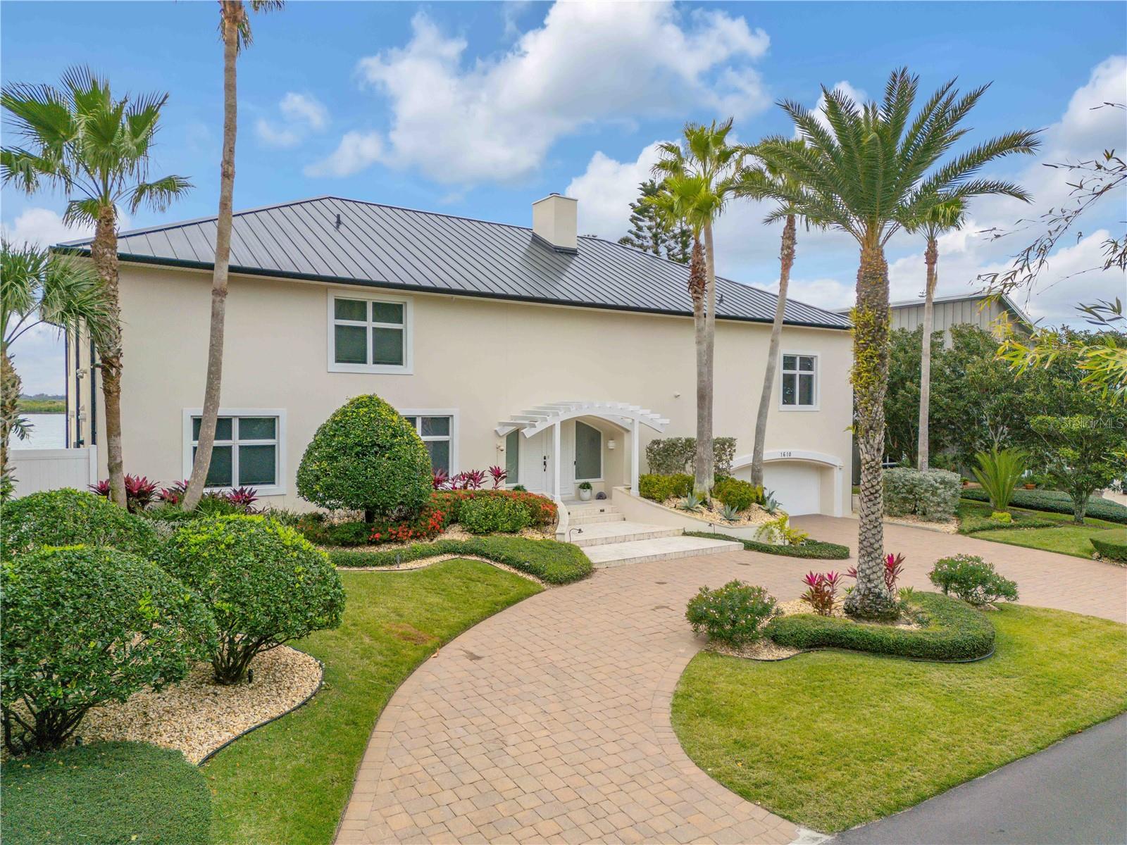 ORLANDO BEACH - Residential