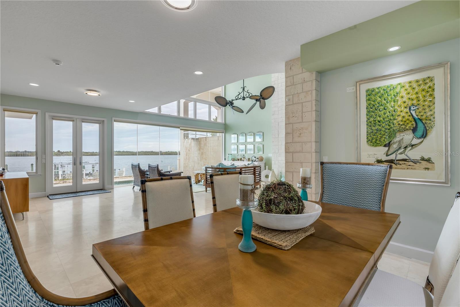 ORLANDO BEACH - Residential