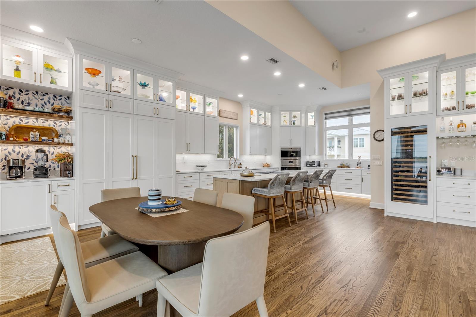 ORLANDO BEACH - Residential