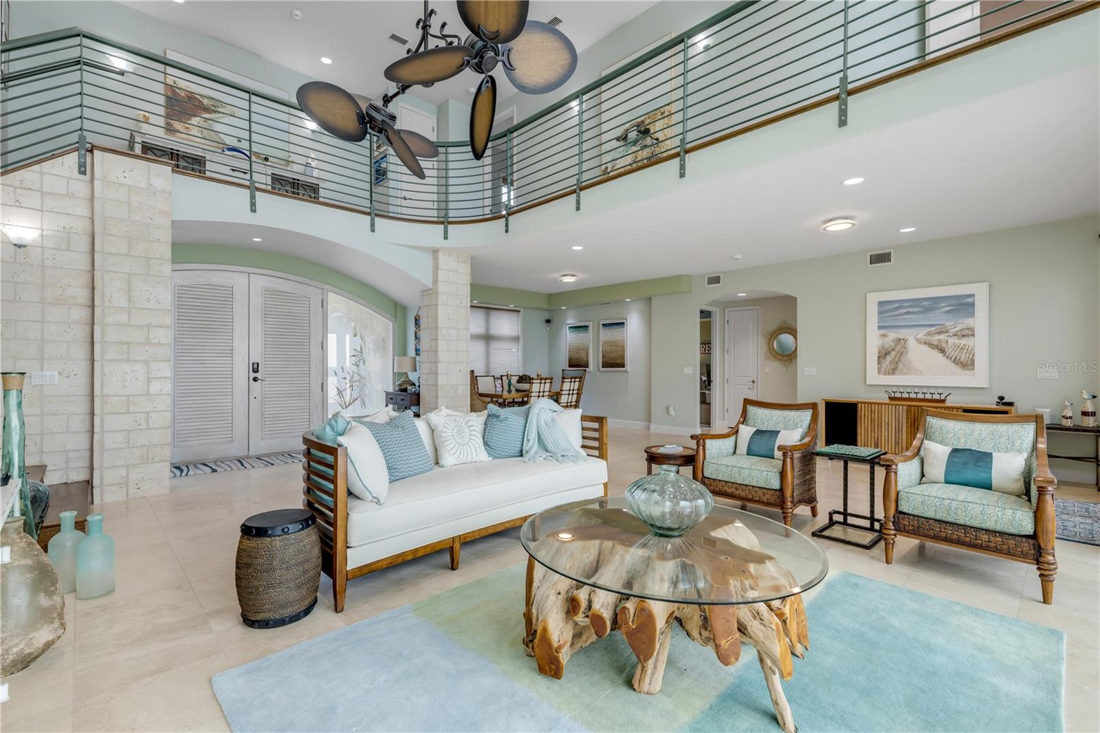 ORLANDO BEACH - Residential