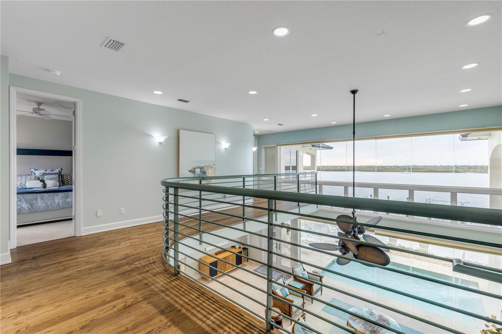 ORLANDO BEACH - Residential