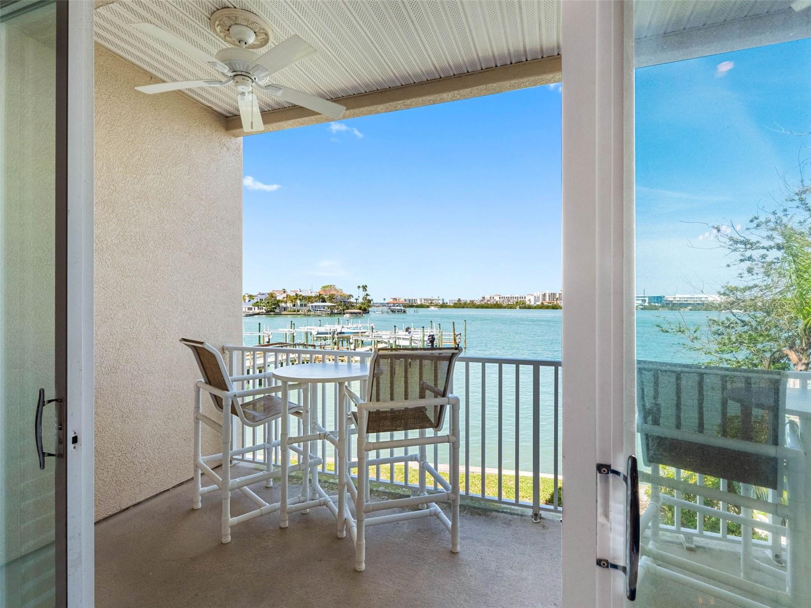 200 BRIGHTWATER DRIVE 10