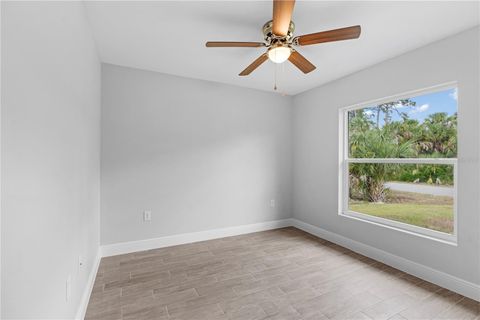 Single Family Residence in PORT CHARLOTTE FL 343 TENK STREET 11.jpg