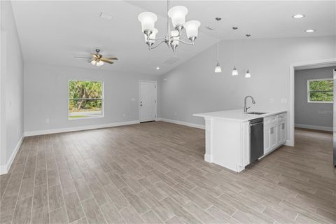 Single Family Residence in PORT CHARLOTTE FL 343 TENK STREET 5.jpg