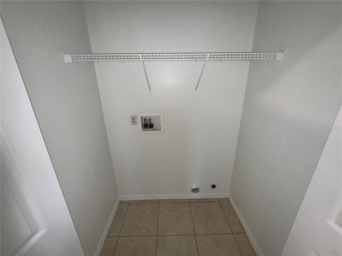 Tiny photo for 4460 Abaco Drive, Tavares, FL 32778 (MLS # G5119558)