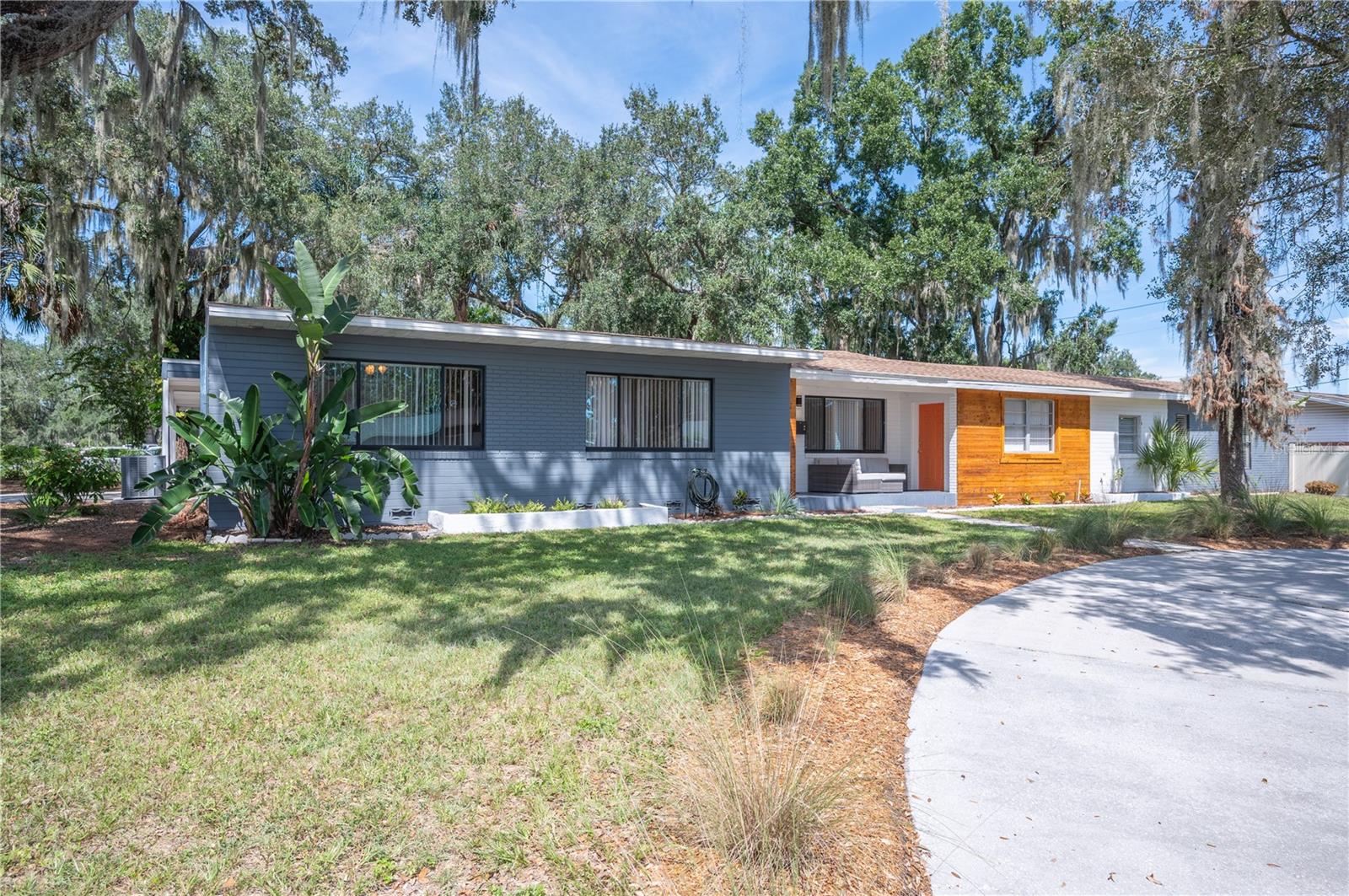 1430 E EDGEWOOD DRIVE