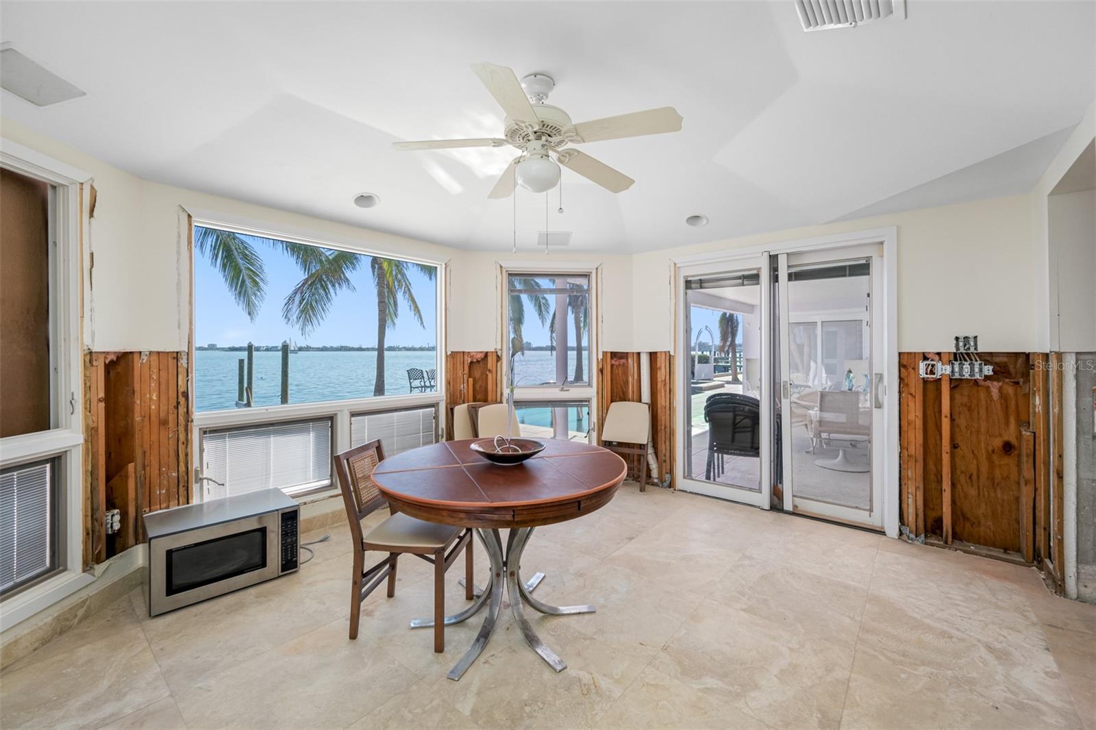 BRIGHTWATER BEACH ESTATES PT REP - Residential