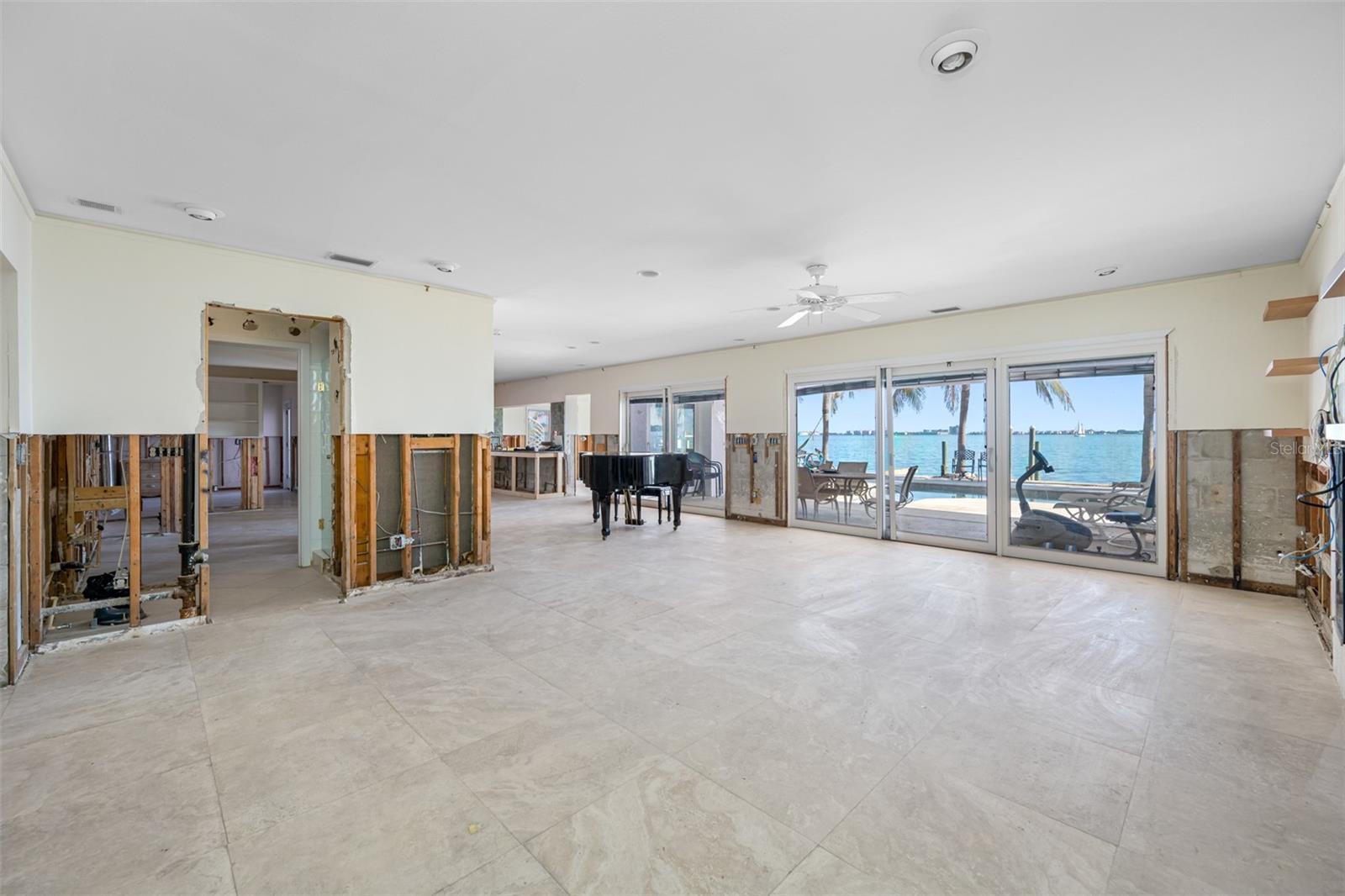 BRIGHTWATER BEACH ESTATES PT REP - Residential