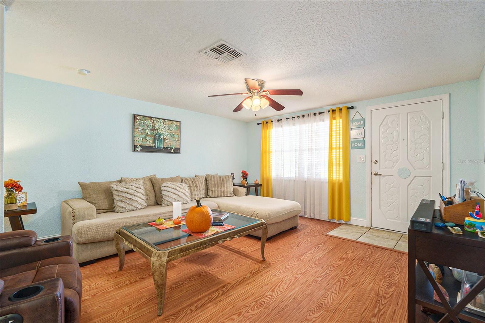 6318 RIDGE CREST DRIVE