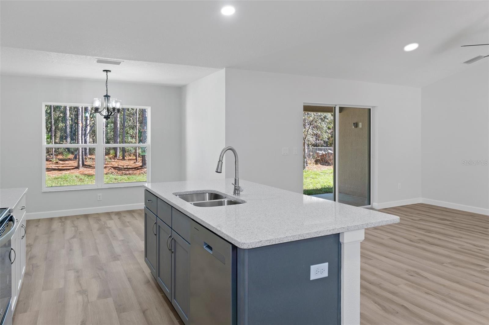 CITRUS SPGS UNIT 09 - Residential