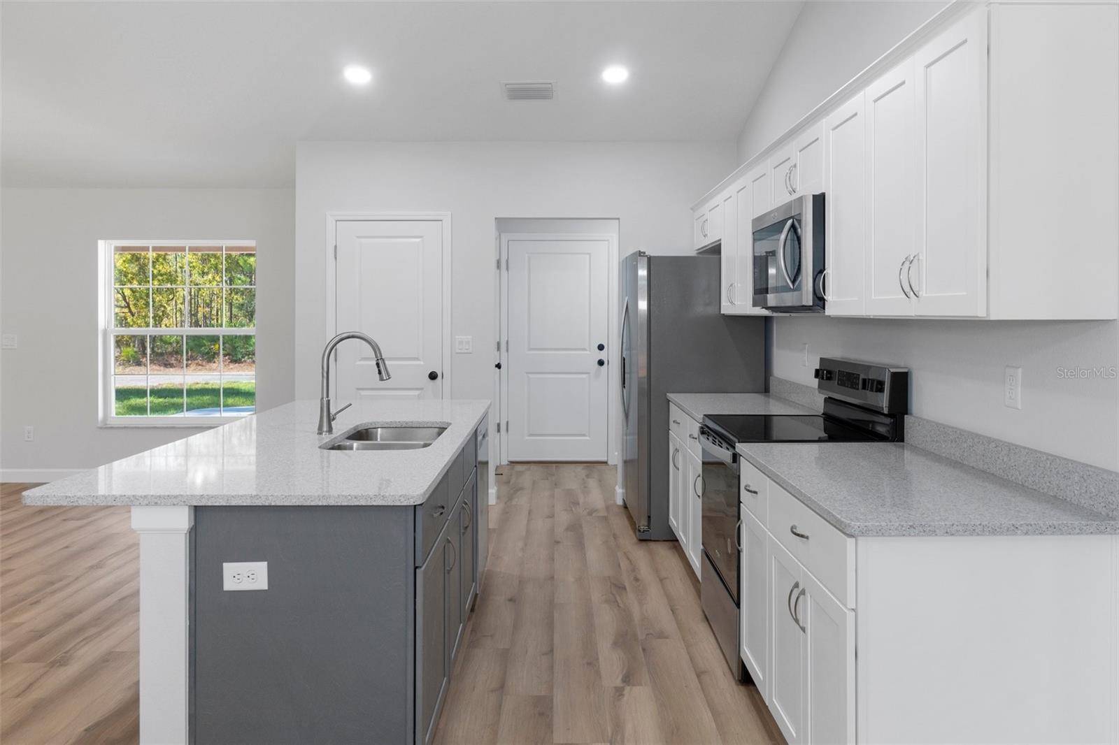 CITRUS SPGS UNIT 09 - Residential