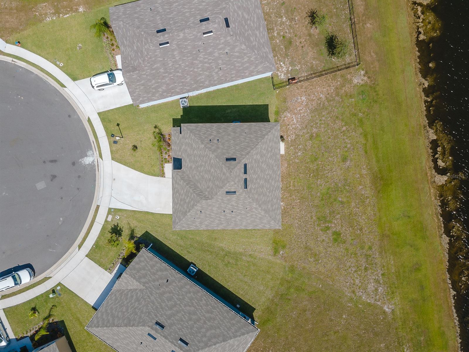 Woodbridge Lks/Edgewater - Residential