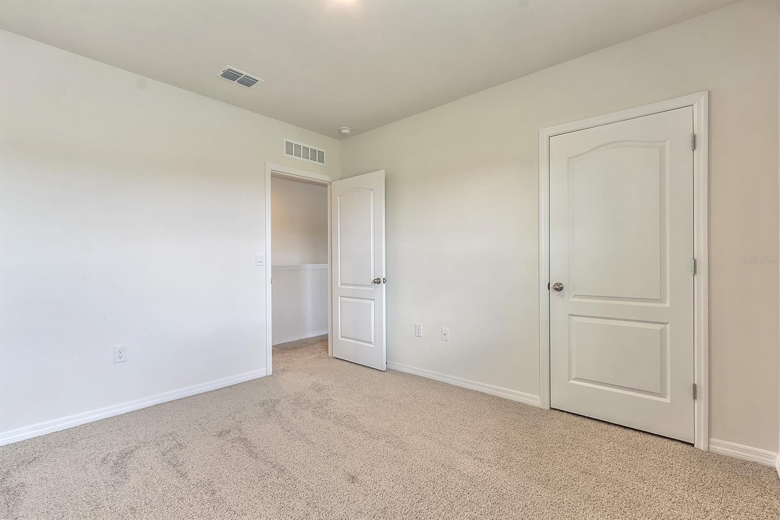 Woodbridge Lks/Edgewater - Residential