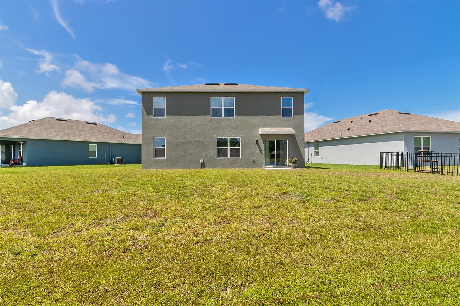 Woodbridge Lks/Edgewater - Residential