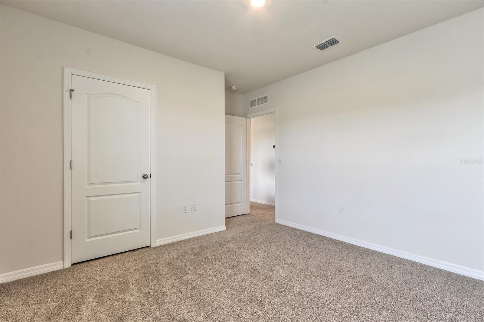 Woodbridge Lks/Edgewater - Residential