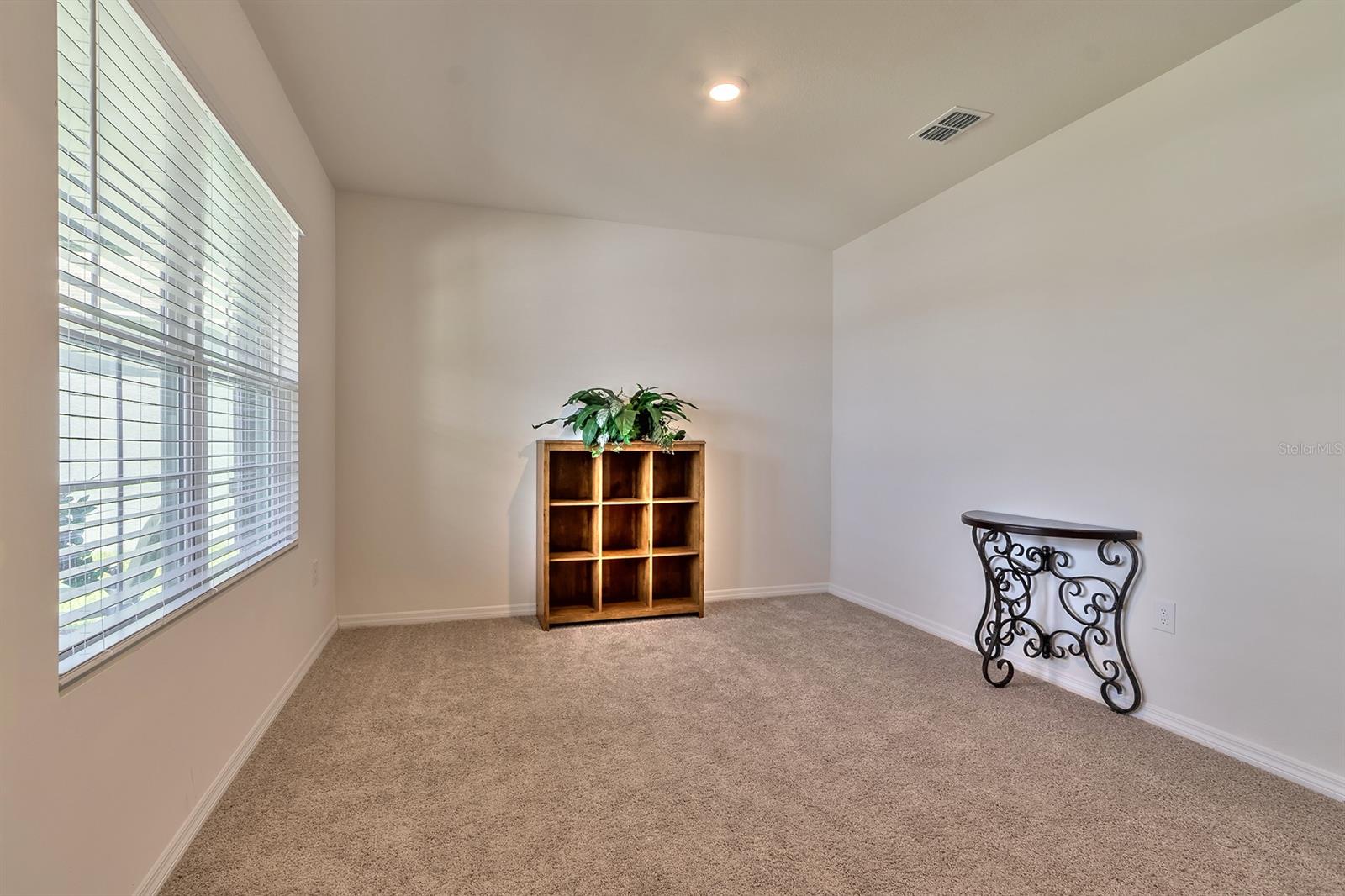 Woodbridge Lks/Edgewater - Residential