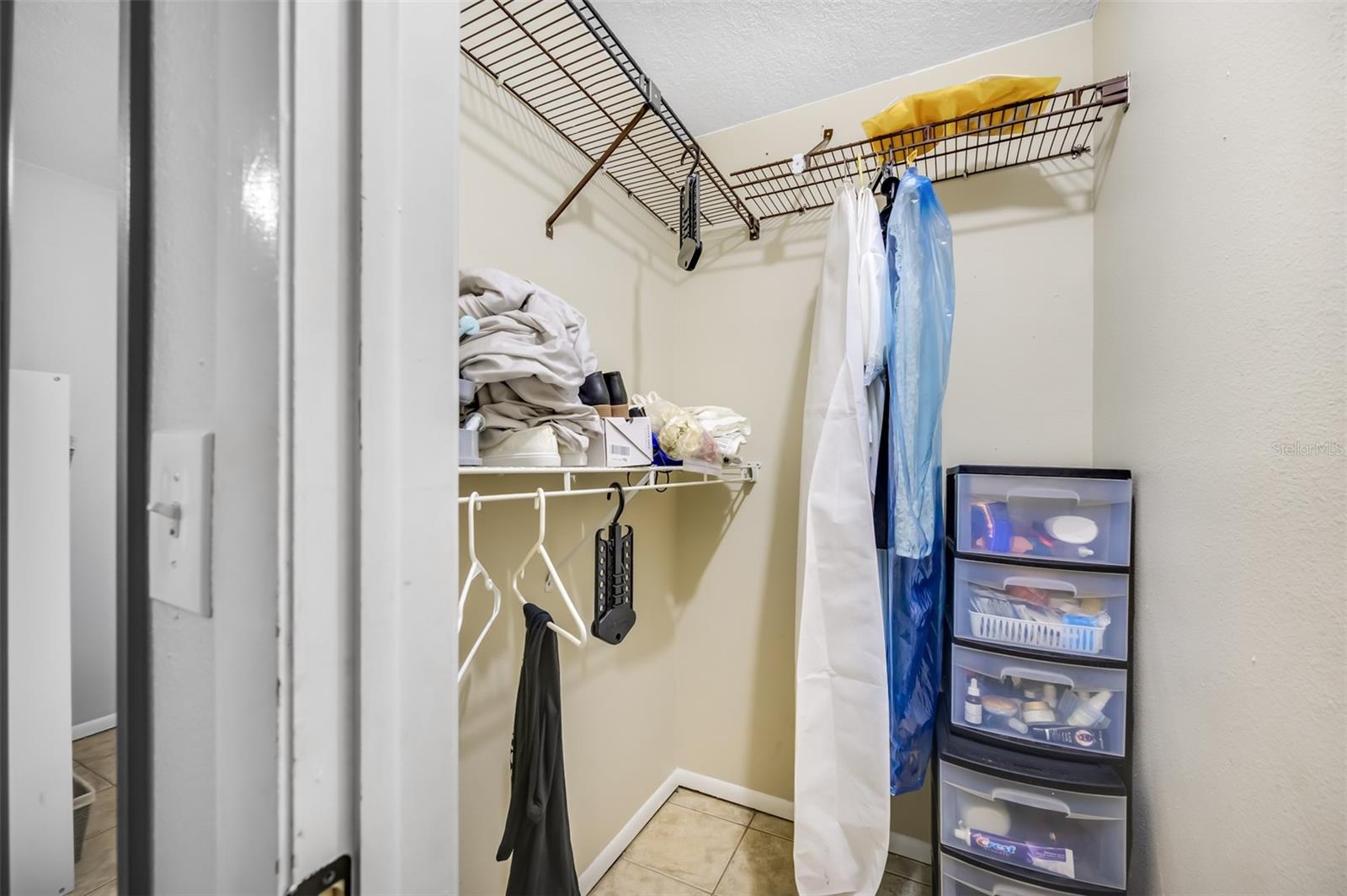 ORANGE BLOSSOM RIDGE - Residential Lease