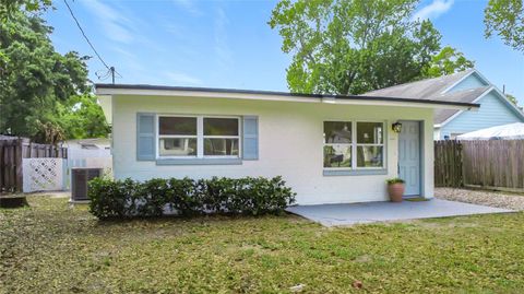 Photo of 1018 Dowd Avenue, Orlando, FL 32804 (MLS # O6391727)