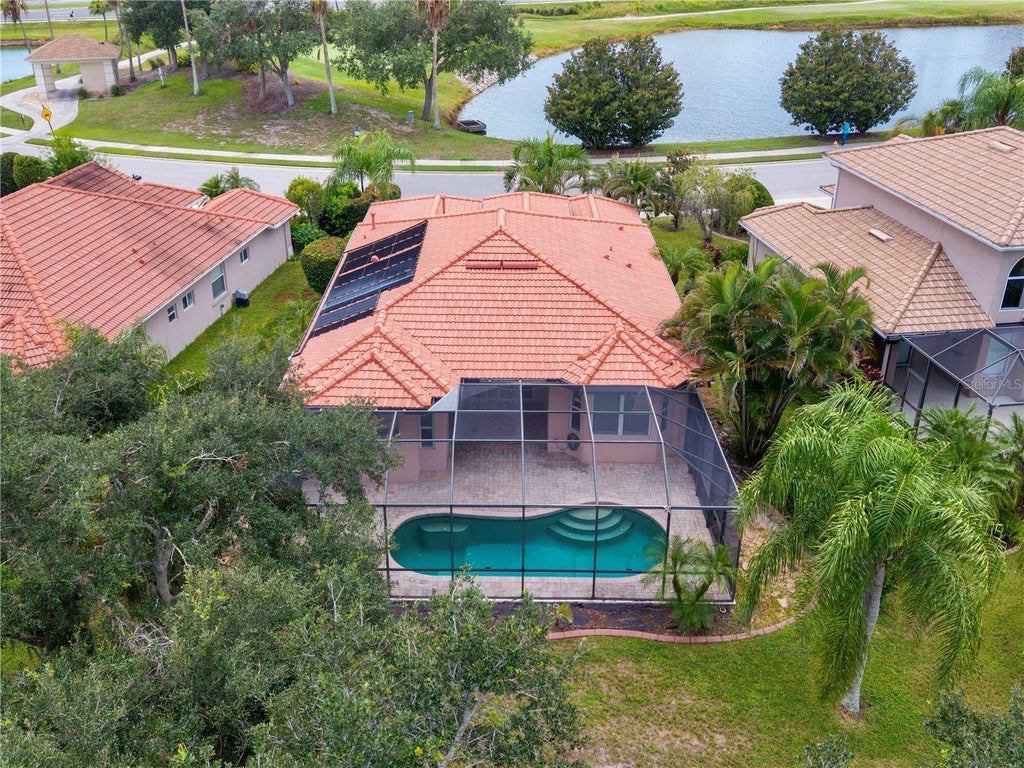 Photo of 8910 Stone Harbour Loop, Bradenton, FL 34212 (MLS # A4703833)