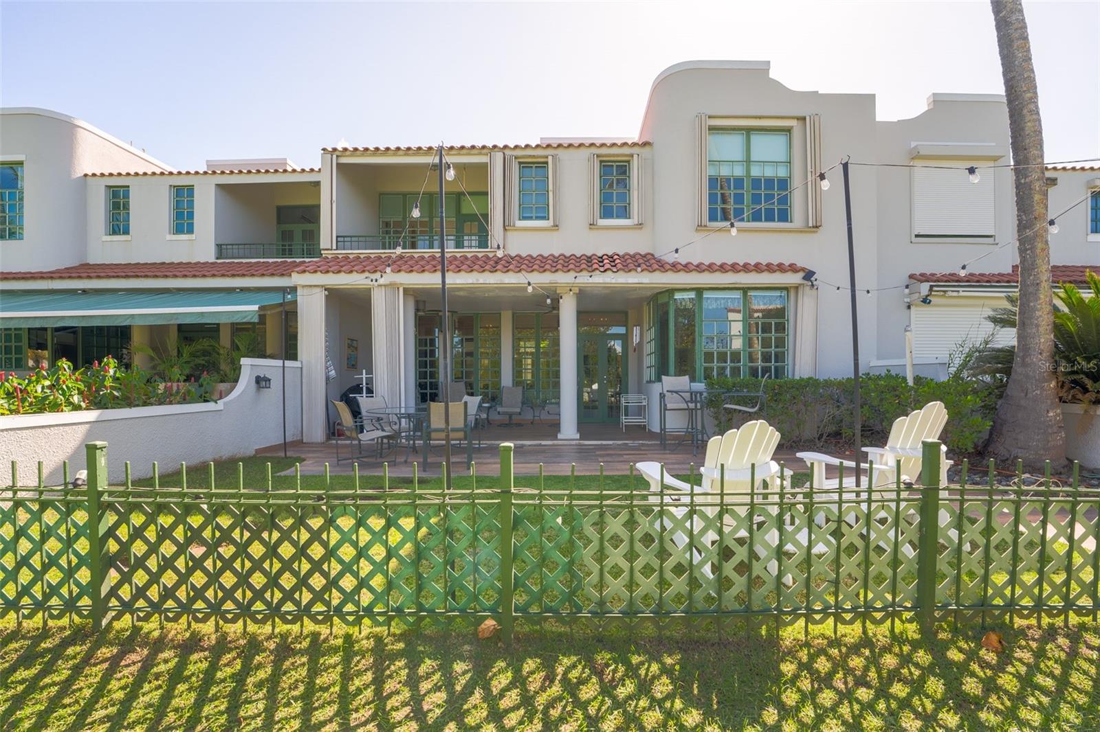 Elegant Townhome in Dorado Reef
Located in the gated Dorado Reef community, this 3-bedroom, 3-bathroom townhome offers a relaxed coastal lifestyle with ocean views from the principal bedroom’s private balcony.
Community & Amenities
Private beach access with a reef-protected shoreline
Tennis courts, oceanfront pool, clubhouse & playground
24/7 gated security for peace of mind
Close to golf courses, fine dining, shopping & entertainment
Spacious & Comfortable Living
Open floor plan with a bright living and dining area
Principal suite with ocean-view balcony & en-suite bath
Back terrace with retractable awning & BBQ area
Garage & covered patio for added convenience
Experience the best of Dorado Reef living with beach access, great amenities, and a prime location. Schedule a tour today!