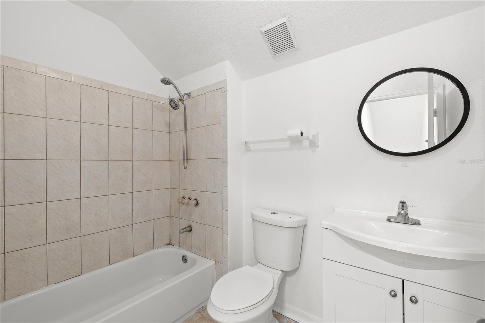 CLARCONA COVE - Residential