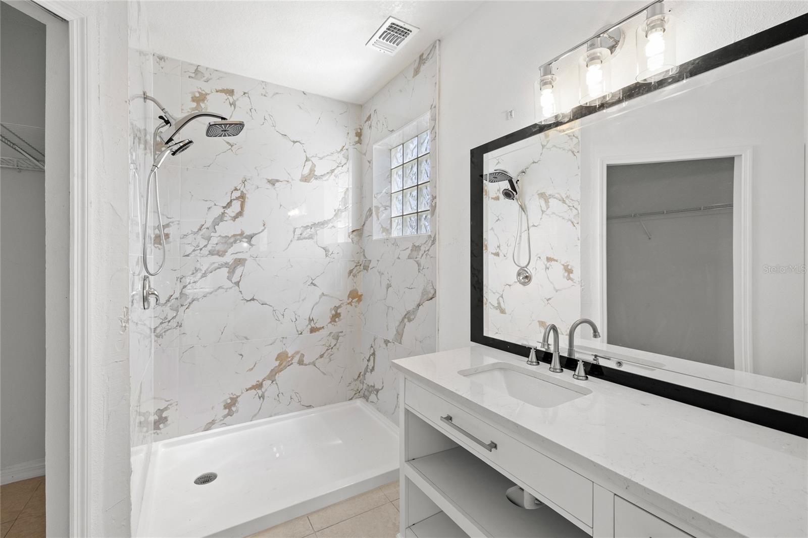 CLARCONA COVE - Residential